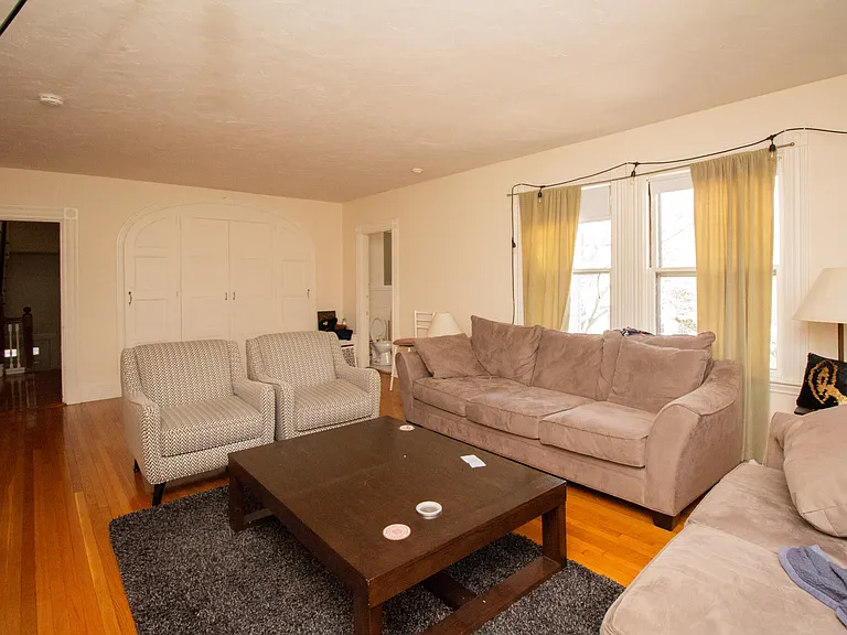 184 Aspinwall Ave #2 — Photo 5