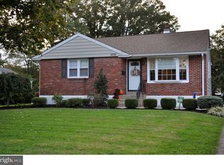 3770 Round Meadow Ln, Hatboro, PA 19040