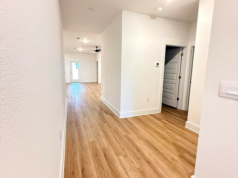 457 Wolcott Way — Photo 11