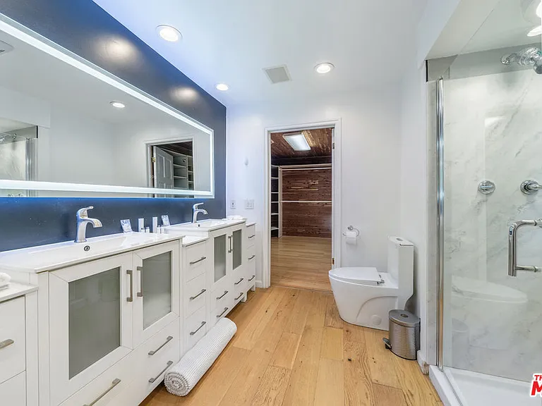 9305 Beverly Crest Dr — Photo 53