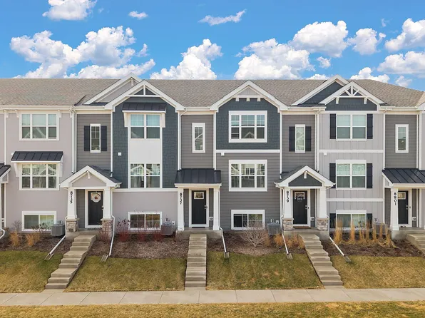 8737 Clover Lane St, Saint John, IN 46373