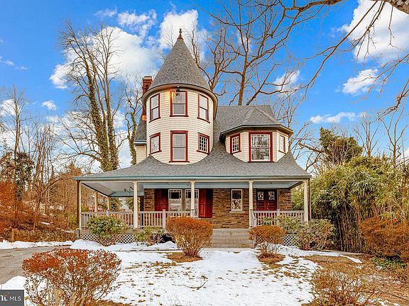 3rd image of 1250 Ashbourne Rd