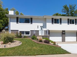4240 Browning St, Lincoln, NE 68516