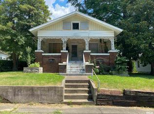 526 N 9th St, Murphysboro, IL 62966