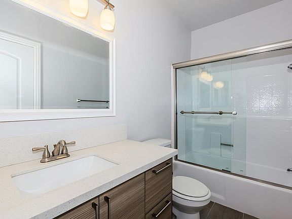 5th image of 1625 Crenshaw Blvd #4248720