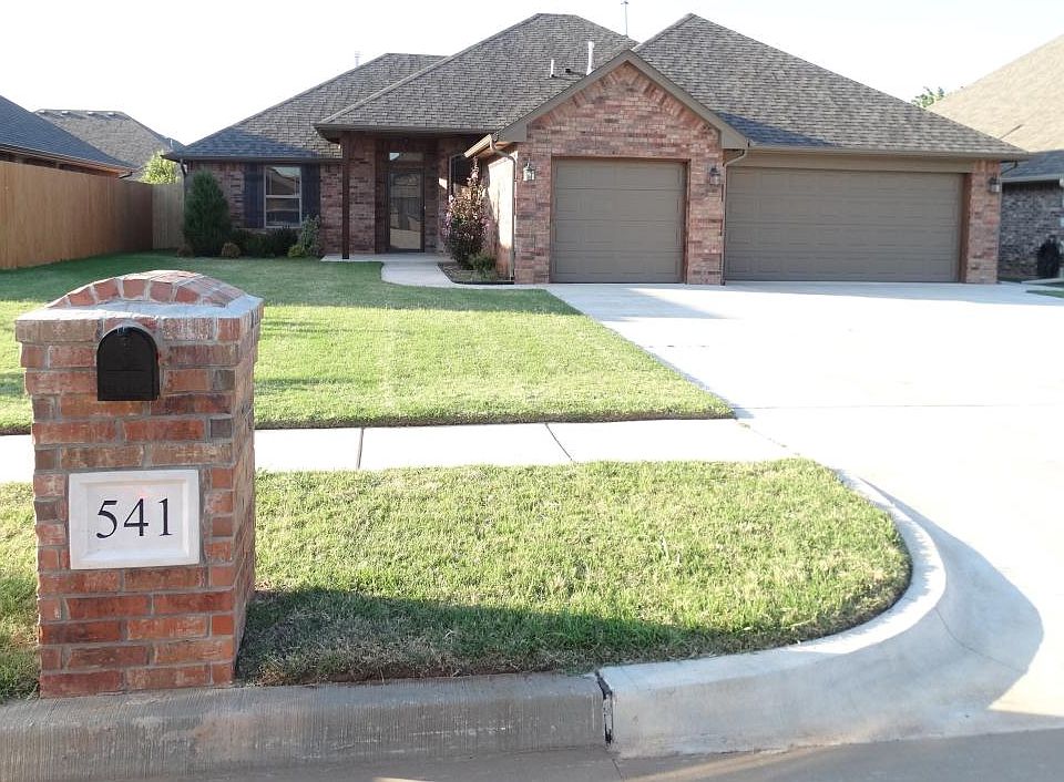 1st image of 541 W Pine Rose Court Way