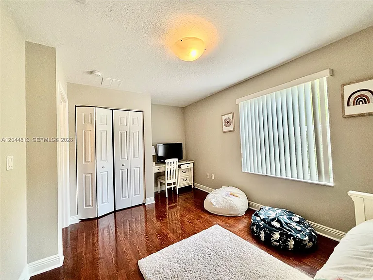9109 Dupont Pl — Photo 25