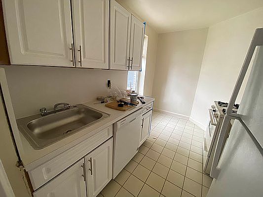 3rd image of 7001 113th St APT 5K