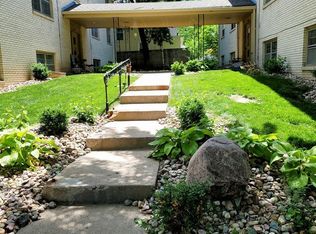 4955 Cuming St APT 2, Omaha, NE 68132