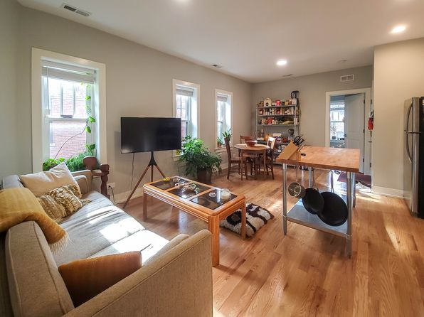 2109 1/2 N Sedgwick St #3