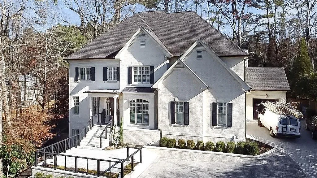 6 bed, 5.5 bath, $14,500 — Photo 2