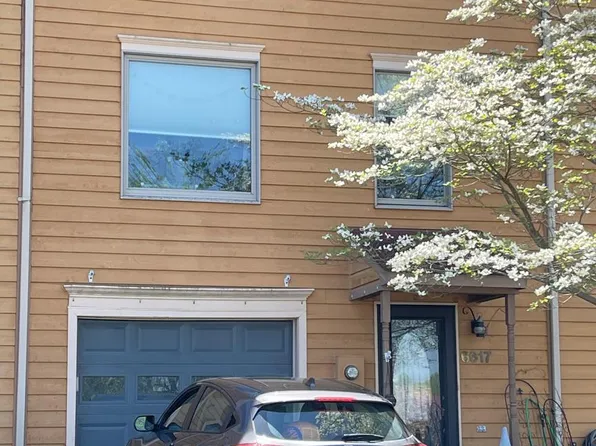 6617 Beach Dr, New Market, MD 21774