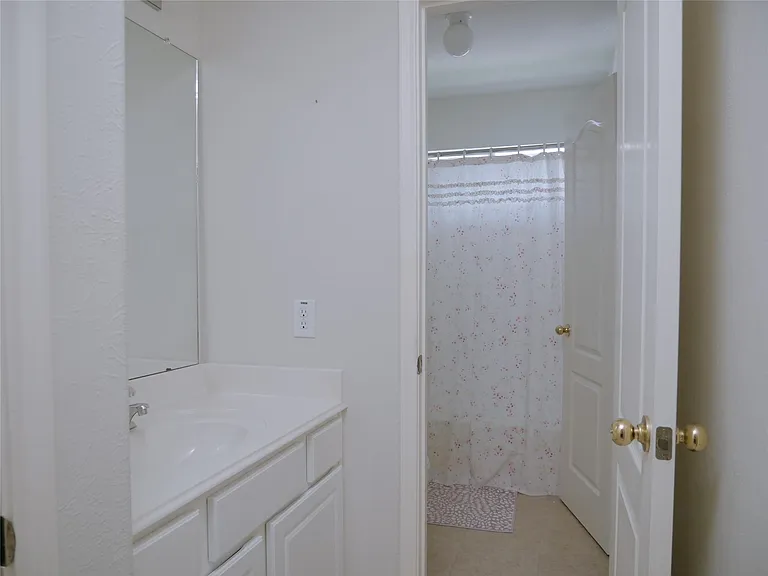 17619 Emerald Garden Ln — Photo 21