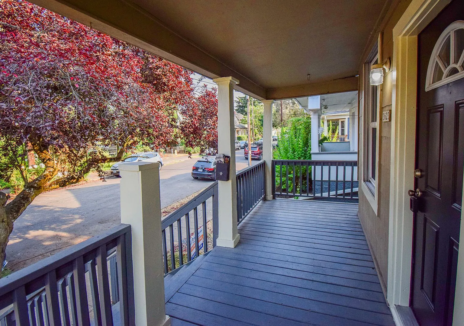 3 Bedroom 1 Bath Home with Bonus Room, located in the Irvington Neighborhood! — Photo 2