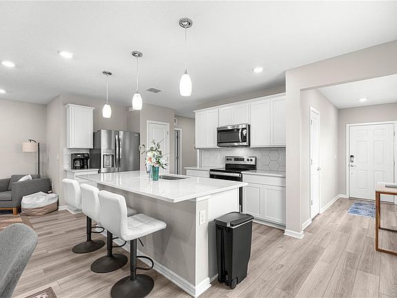 5th image of 5466 SW 85th Avenue Rd