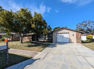 7442 Dauvin Ct, Port Richey, FL 34668