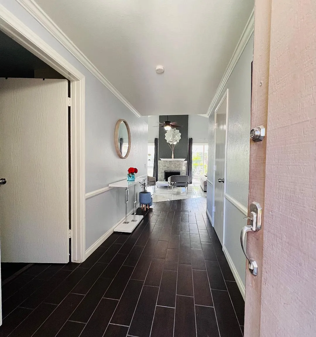 3 bed, 1648 sqft, $4,850 — Photo 3