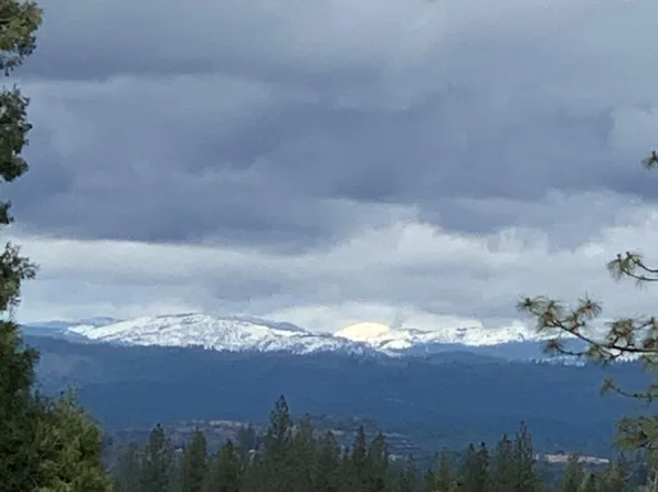 17958 Creations Way, Mountain Ranch, CA 95246