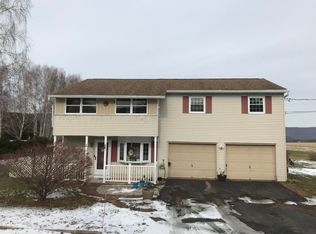 1431 Rock Glen Rd, Bloomsburg, PA 17815