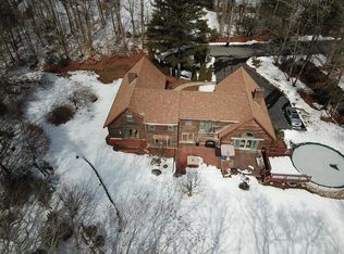 70 Elliot St, Dartmouth, MA 02747