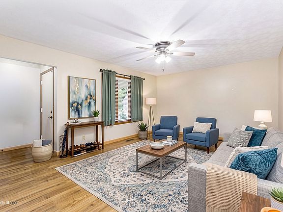 3rd image of 1143 Derby Rd