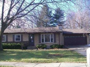 5834 Ellendale Dr, Lansing, MI 48911