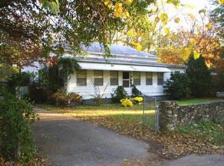 4 Craven St SW, Cave Spring, GA 30124