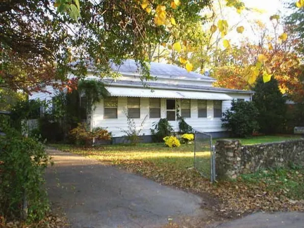 4 Craven St SW, Cave Spring, GA 30124