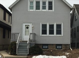 2965 S Kinnickinnic Ave, Milwaukee, WI 53207