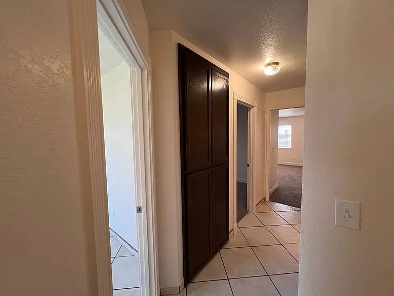 1513 Prospect Ln — Photo 16