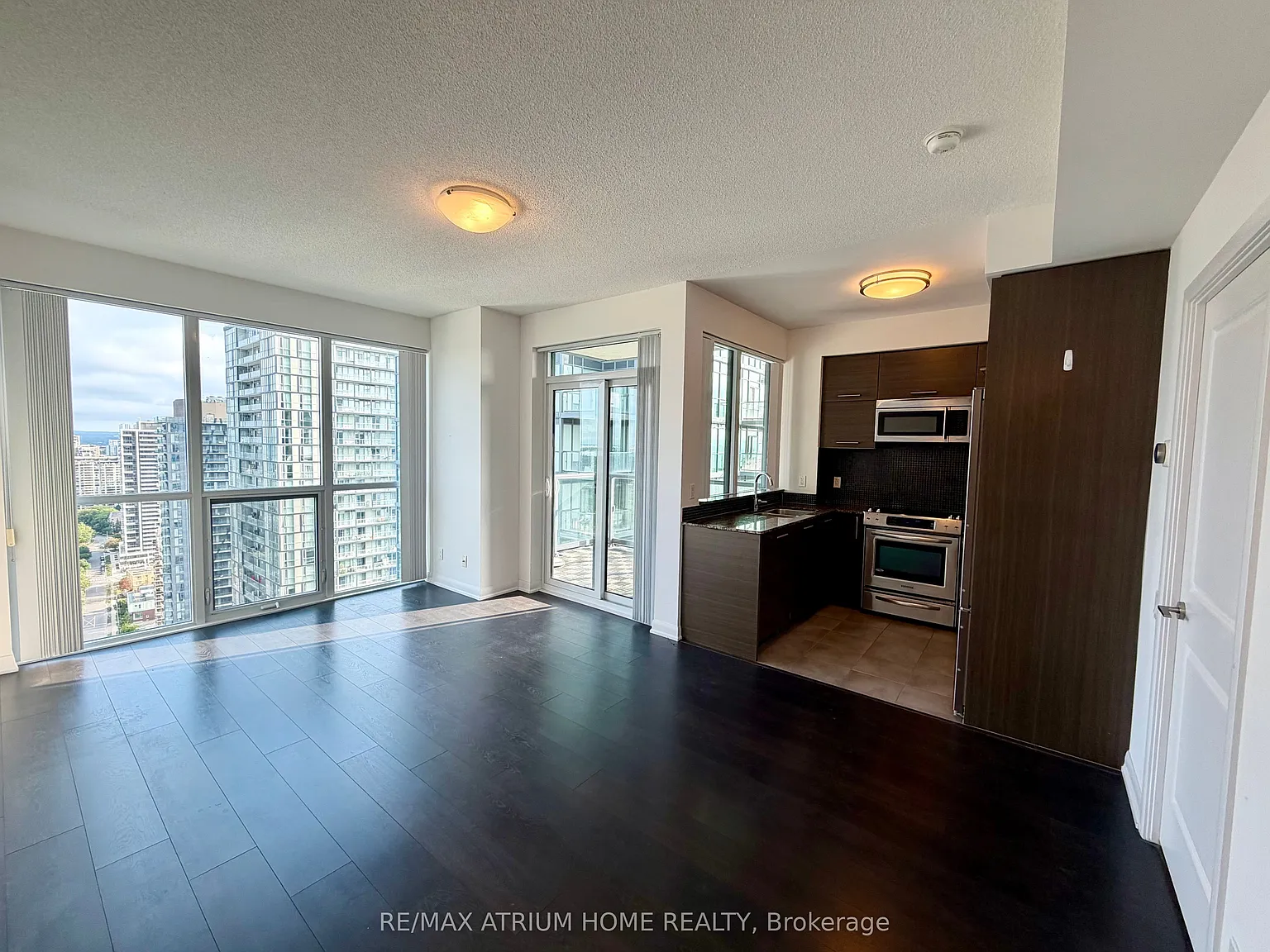 2 bed, $3,150 — Photo 4