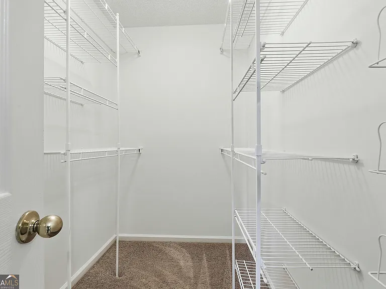 130 S Fairfield Dr — Photo 22