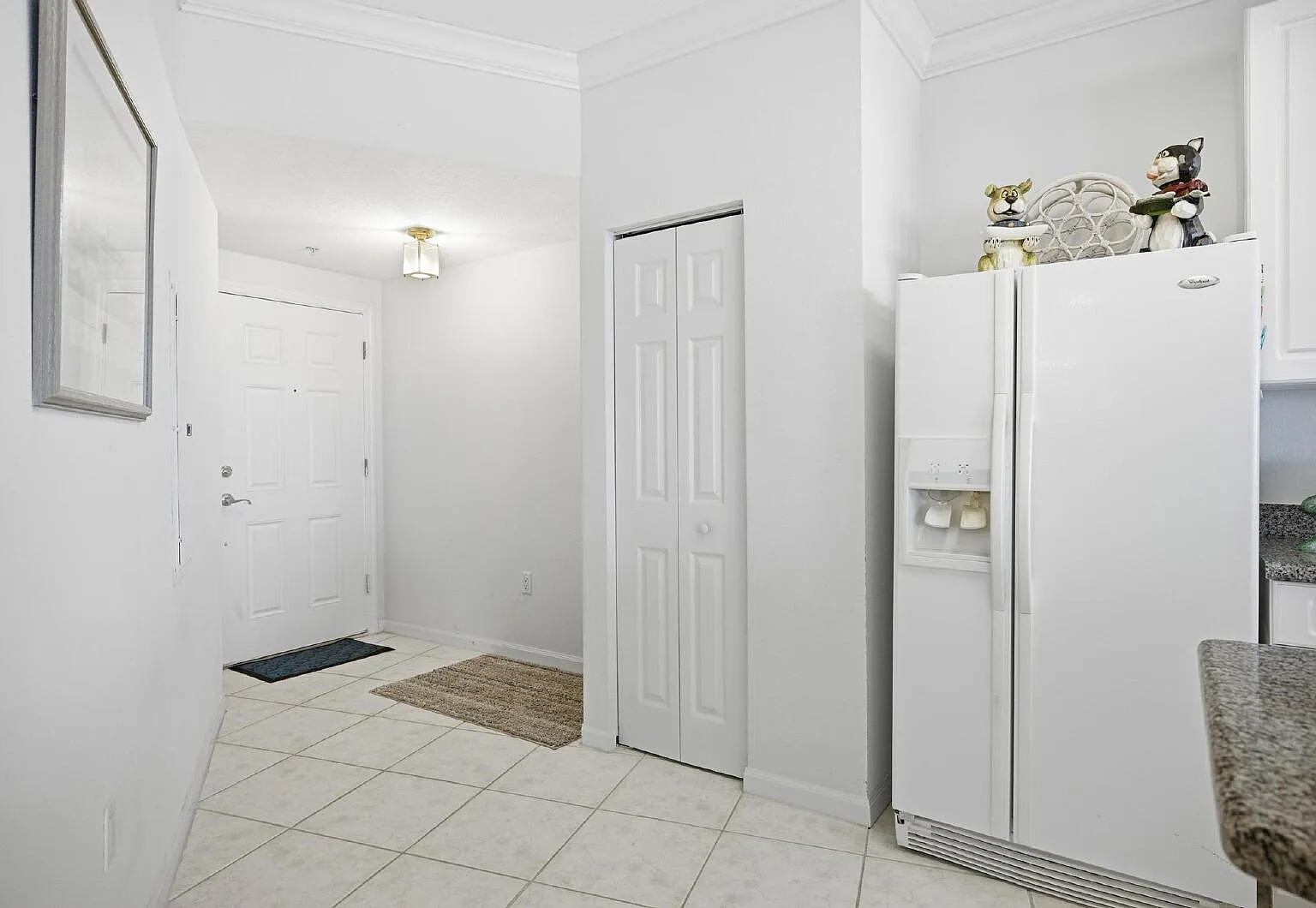 2 bed, 2.0 bath, 1633 sqft, $3,250 — Photo 3