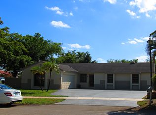 6331 NW 198th Ter, Hialeah, FL 33015