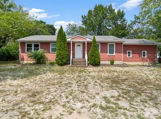 256 Maryland Ave, Bayville, NJ 08721