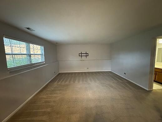 5th image of 357 Pearson Cir