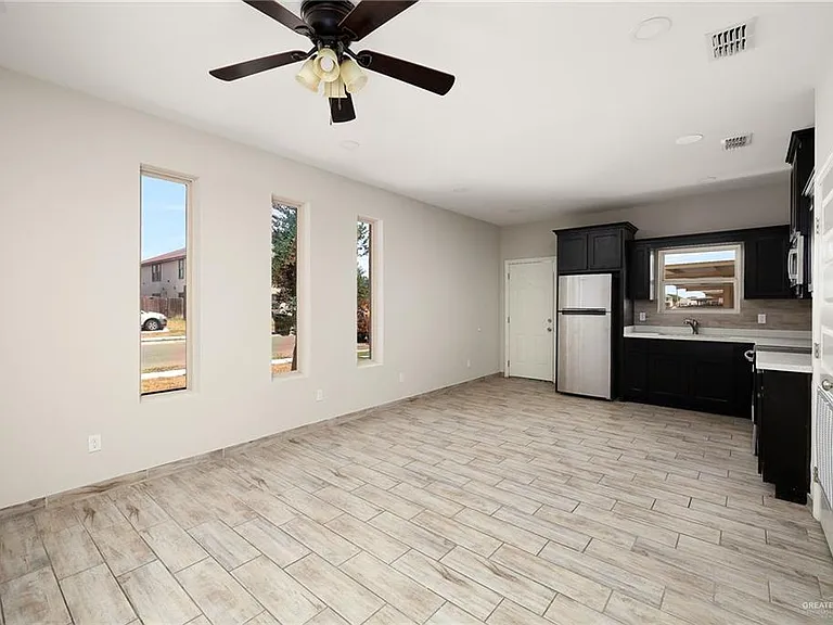 1428 W Harrison Ave #3 — Photo 4