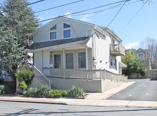 42 Locust Ln UNIT 1, East Rutherford, NJ 07073