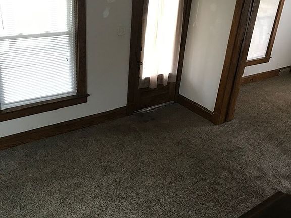 5th image of 619 W Market St