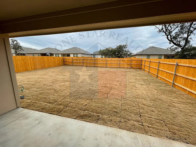 9601 Murandy Dr — Photo 16