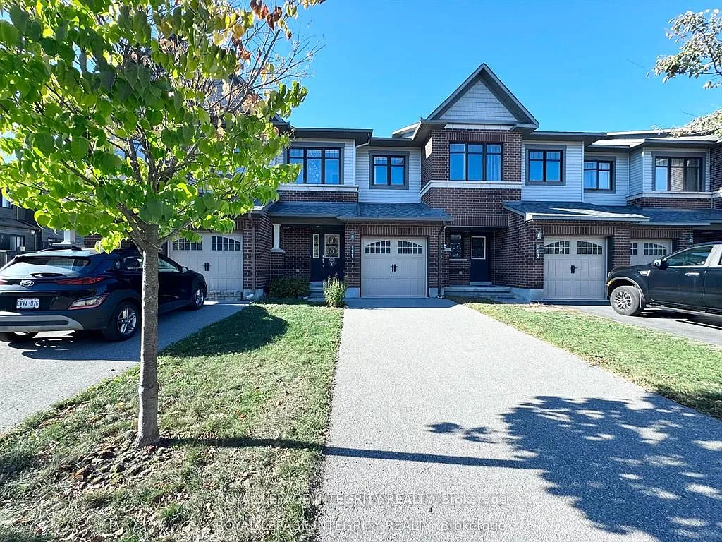 3 bed, $3,000 — Photo 2