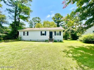 510 Us Highway 17 N, Holly Ridge, NC 28445