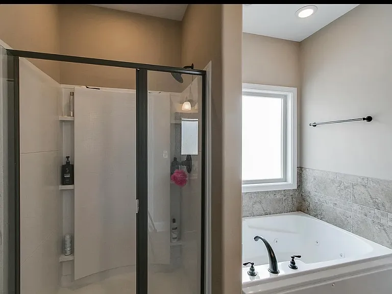 1132 Henry Place Blvd — Photo 11