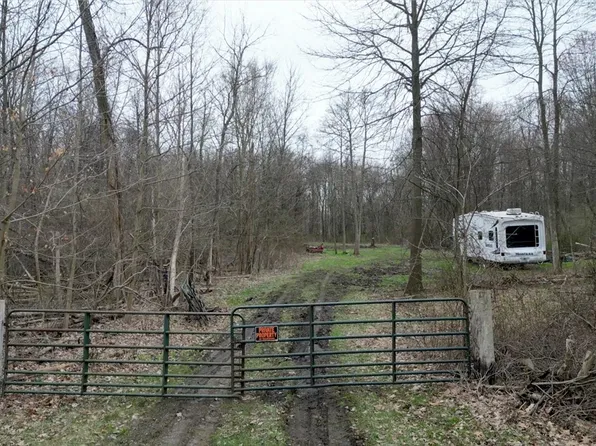 43507 State Route 517, Columbiana, OH 44408