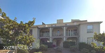1st image of 10998 Roebling Ave #4