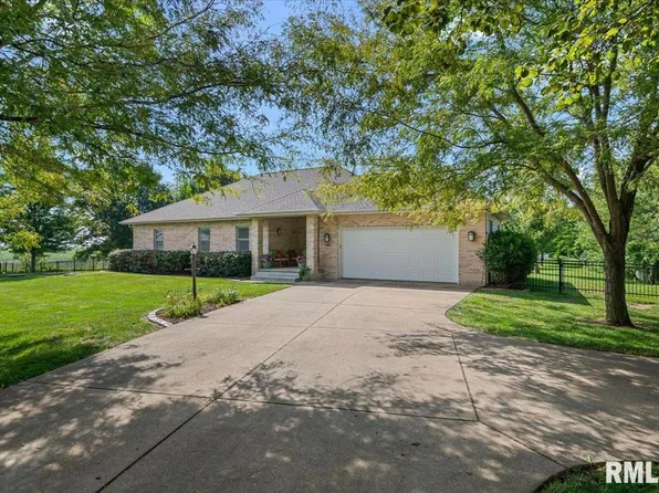 4750 Mansion Rd, Chatham, IL 62629