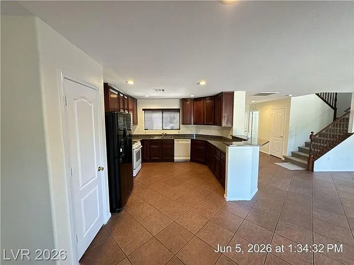 2616 Courlan Dr — Photo 7