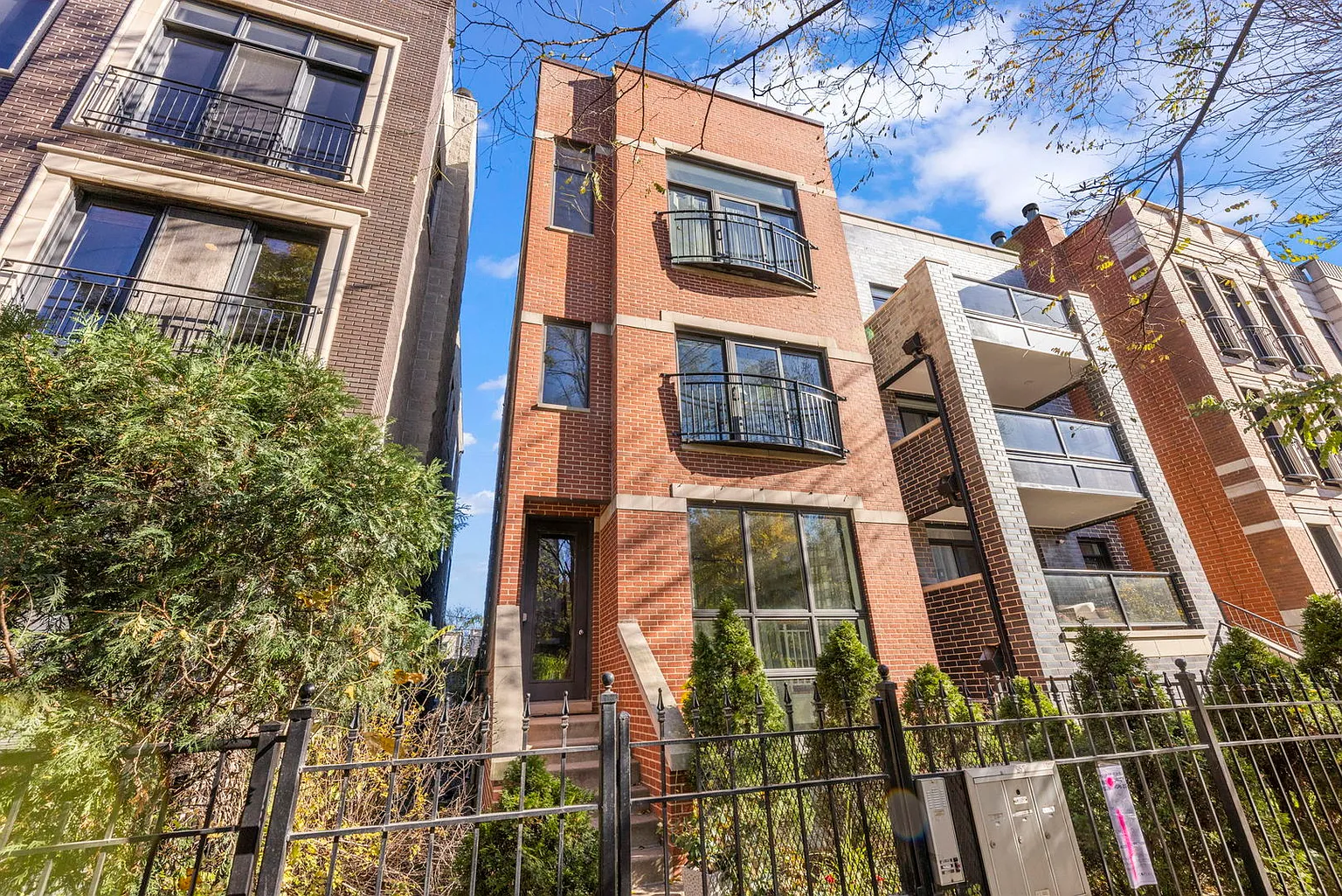 857 N Paulina St #2 photo 1