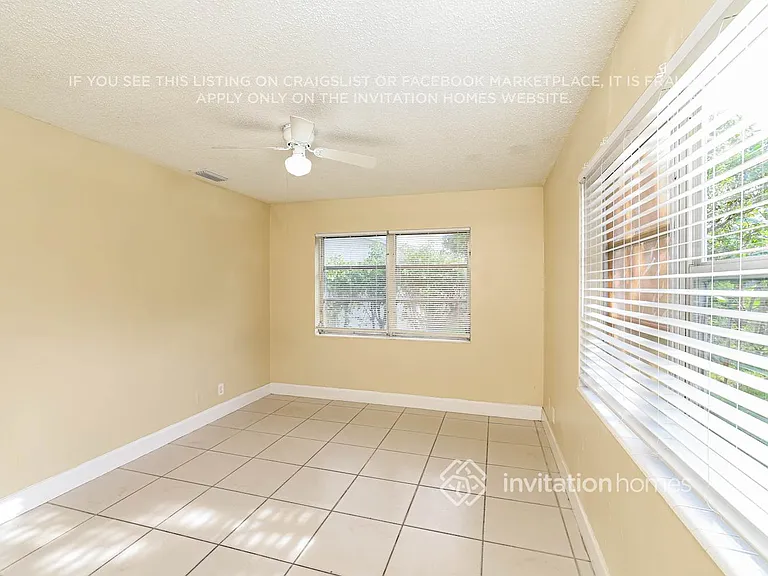 3070 SE 1st Pl — Photo 10