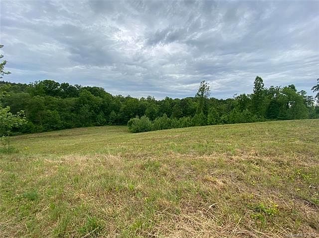 1st image of 124 Zach Dr #14